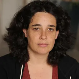 Portrait of Naomi Levari