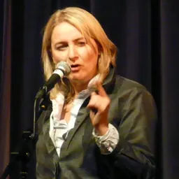 Portrait of Emma Kennedy