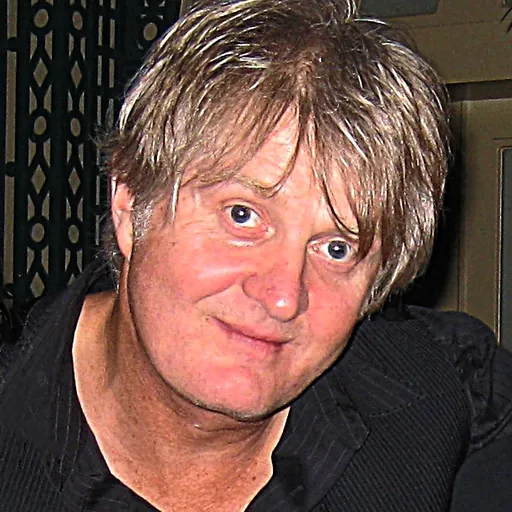 Portrait of Tom Cochrane