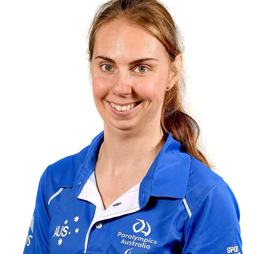Portrait of Caitlin Dransfield