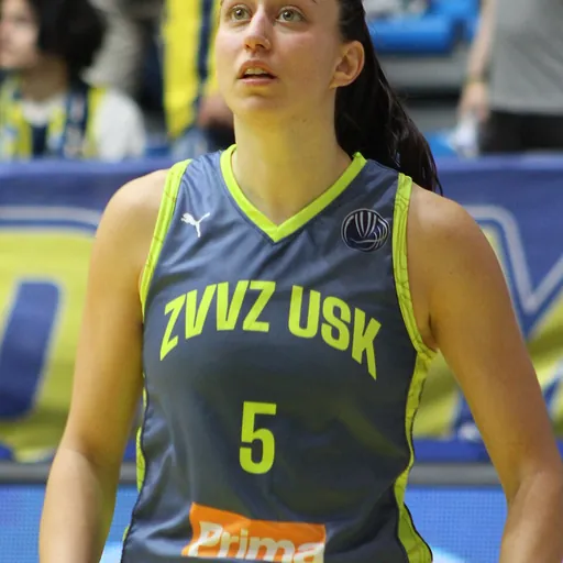 Portrait of Maite Cazorla