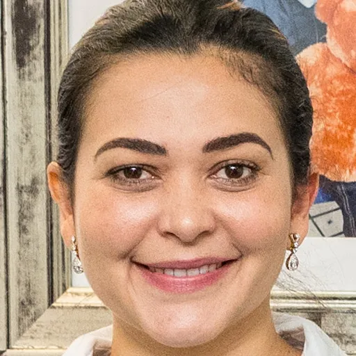 Portrait of Janaina Tewaney