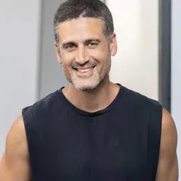 Portrait of Tal Sondak