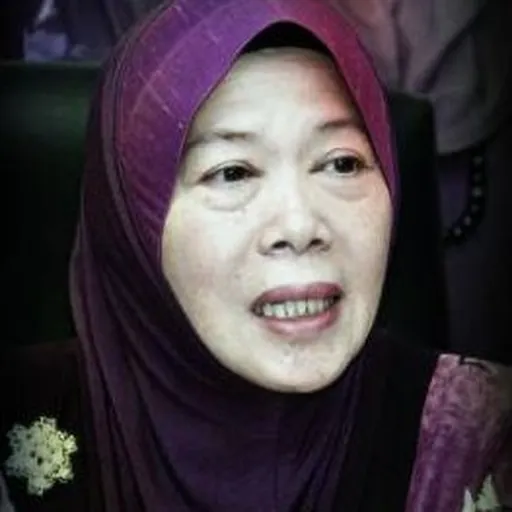 Portrait of Azizah Mohd Dun