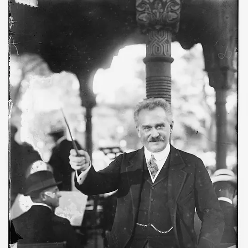 Portrait of Arthur Claassen