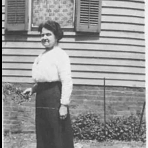 Portrait of Helen Martanie Snowden