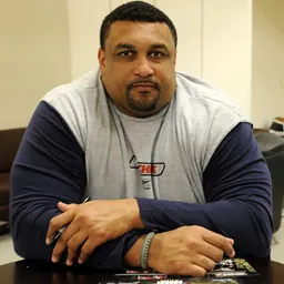 Portrait of Willie Roaf