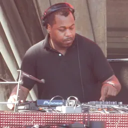 Portrait of Derrick Carter