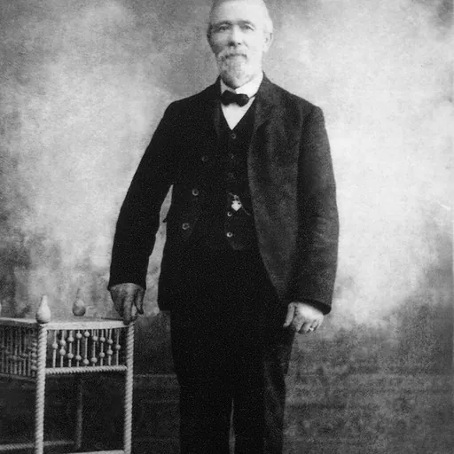 Portrait of Mark Walker