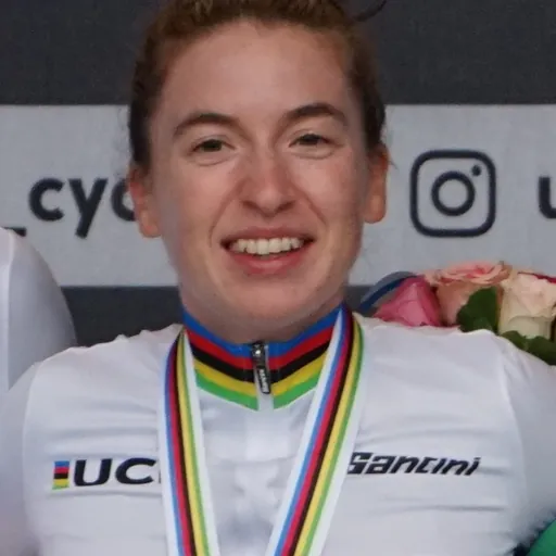 Portrait of Linda Kelly