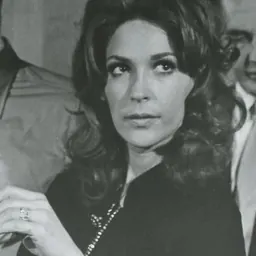 Portrait of Gloria Manon
