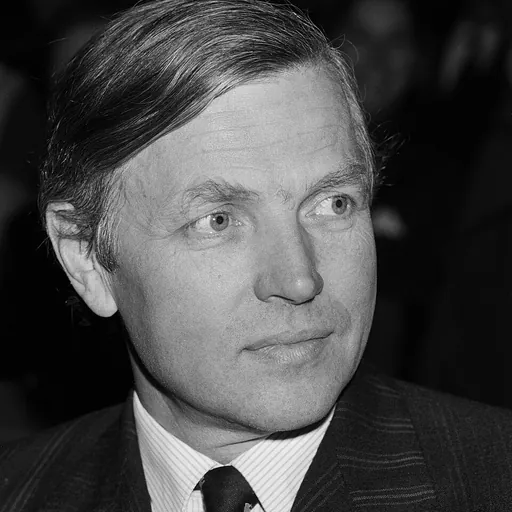 Portrait of Paul Fentener van Vlissingen
