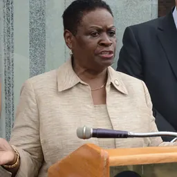 Portrait of Annette Robinson