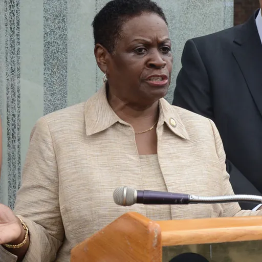 Portrait of Annette Robinson