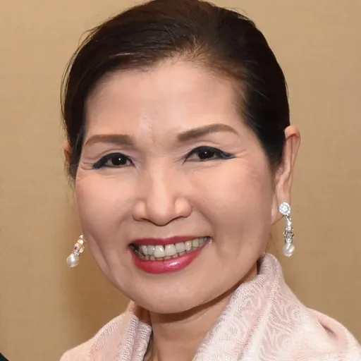 Portrait of Yumi Hogan