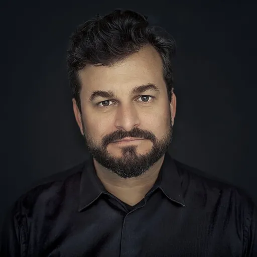 Portrait of David Schurmann