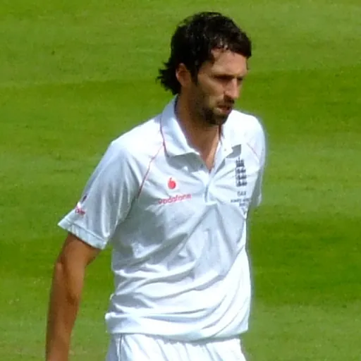 Portrait of Graham Onions