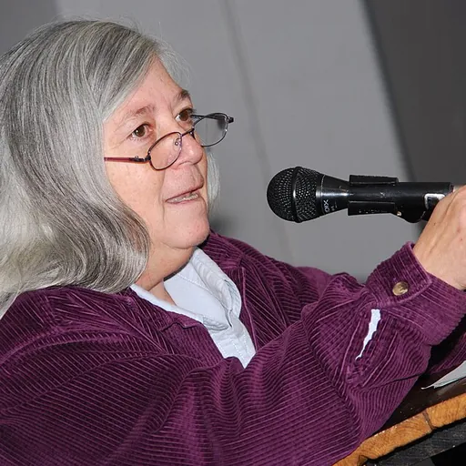 Portrait of Leslie Cagan