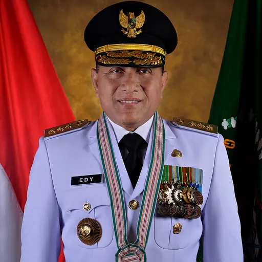 Portrait of Edy Rahmayadi
