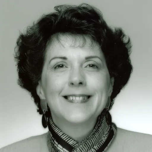 Portrait of Linda Smith