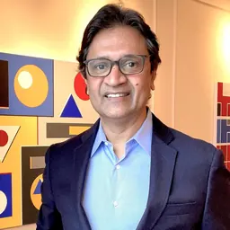 Portrait of Shree K. Nayar