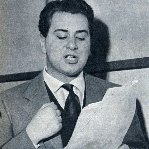 Portrait of Elio Pandolfi