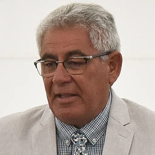 Portrait of Derek Fox