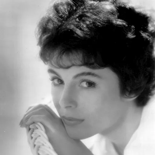 Portrait of Erin O'Brien