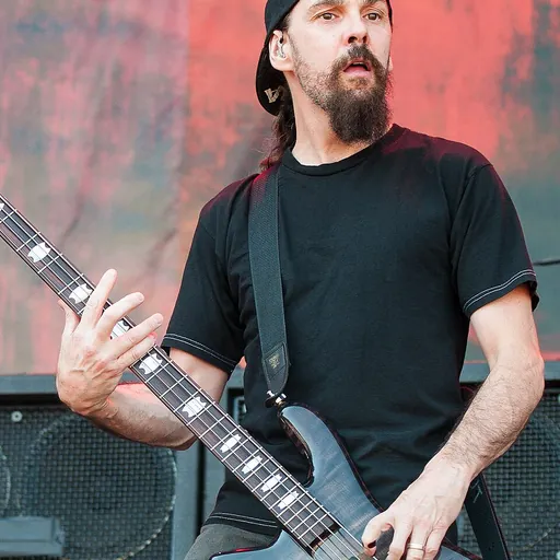 Portrait of Robbie Merrill