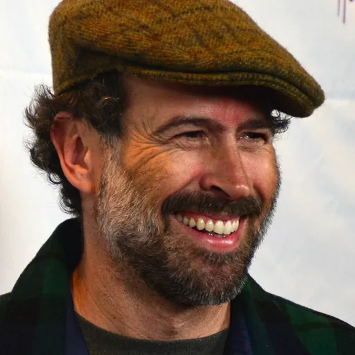 Portrait of Jason Lee