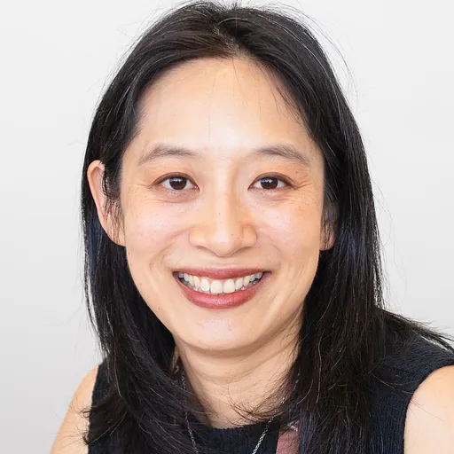 Portrait of Fonda Lee