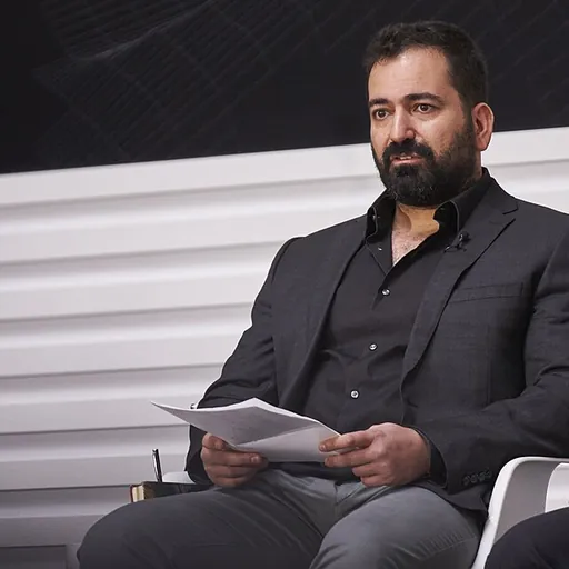 Portrait of Nir Rosen