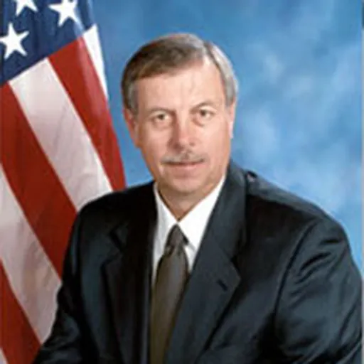 Portrait of Dave Lauriski