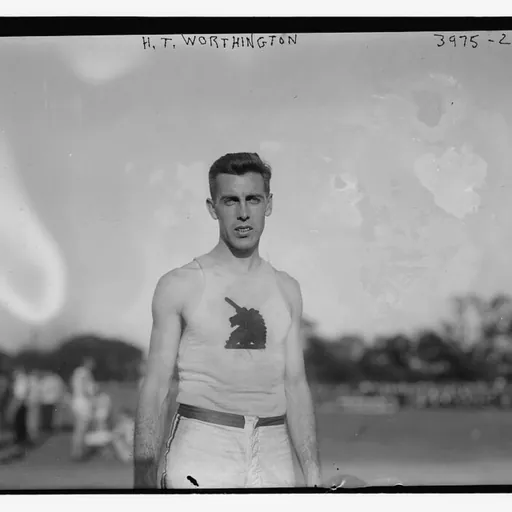 Portrait of Harry Worthington
