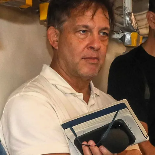 Portrait of Dexter Filkins