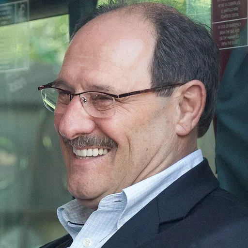 Portrait of José Ivo Sartori