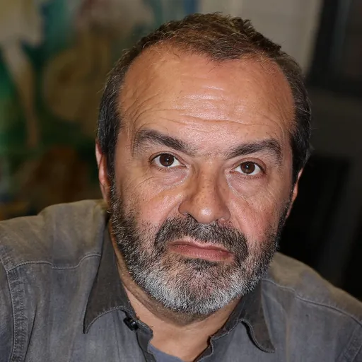 Portrait of Victor Shenderovich