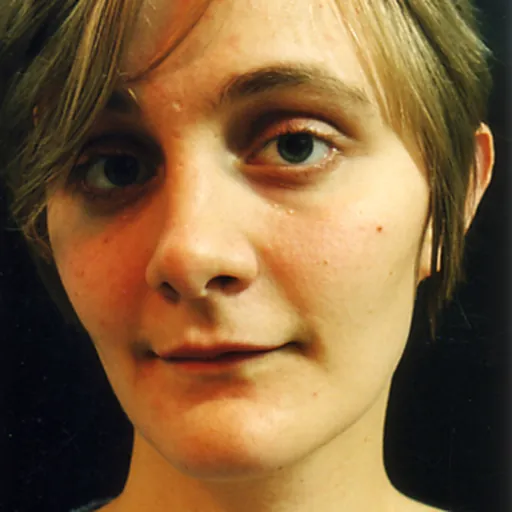 Portrait of Gwenn Seemel