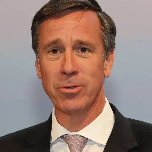 Portrait of Arne Sorenson