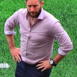 Portrait of Lee Johnson