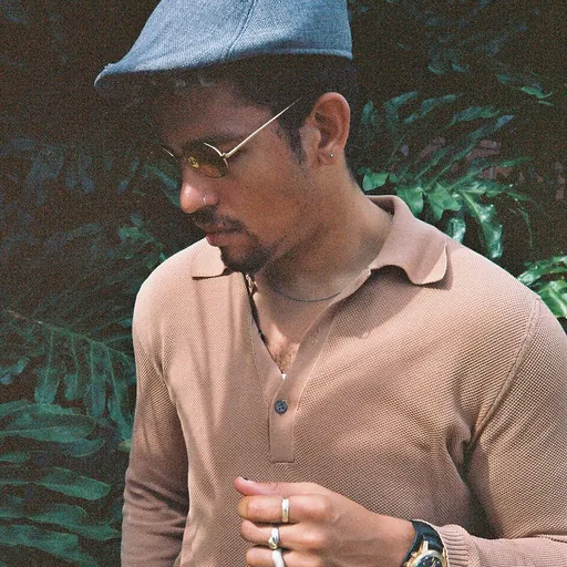Portrait of NoMBe