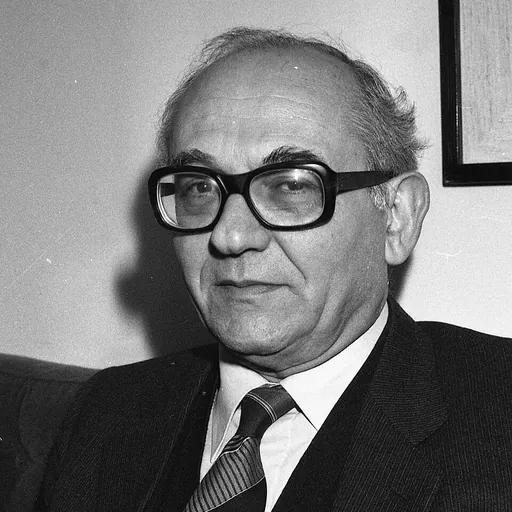 Portrait of Menachem Elon