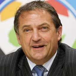 Portrait of Gary Mabbutt
