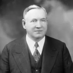 Portrait of Duncan Marshall