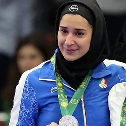 Portrait of Rozita Alipour