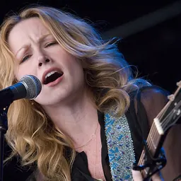 Portrait of Allison Moorer