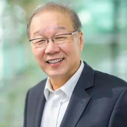 Portrait of Teck-Seng Low