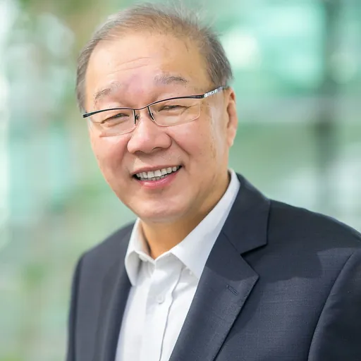 Portrait of Teck-Seng Low