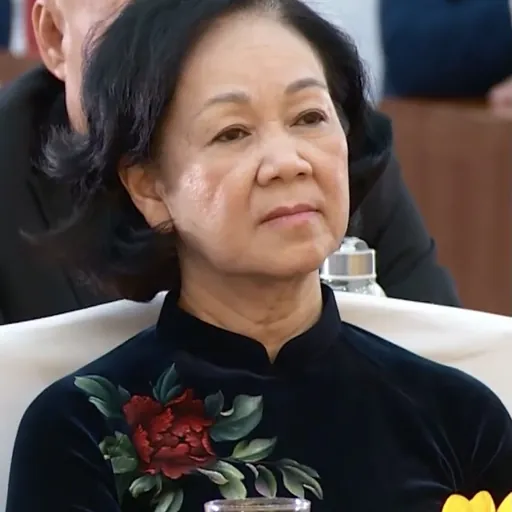 Portrait of Trương Thị Mai