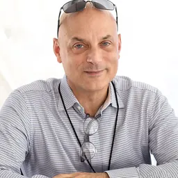 Portrait of Daniel Mendelsohn